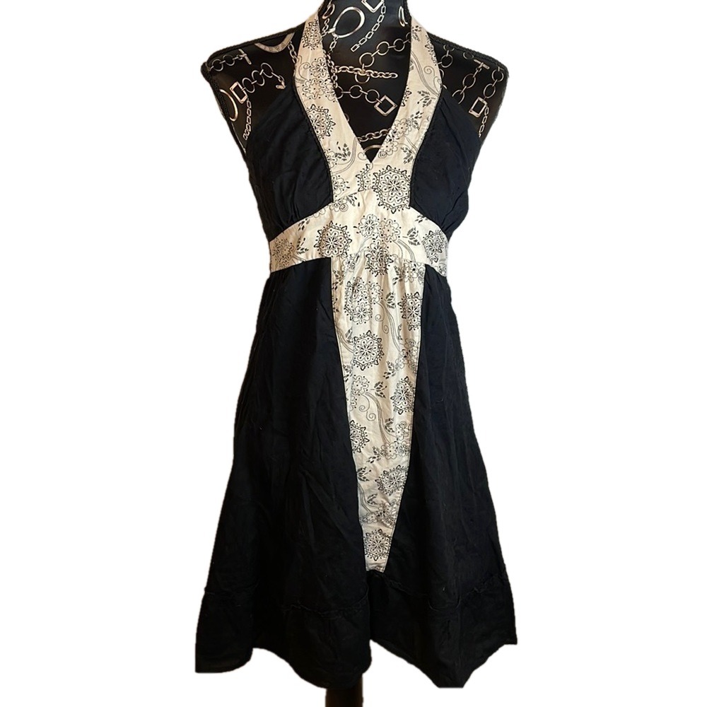 So Wear It Halter Dress Black Cream‎ Floral Print Smocked Waist Dress Women's M